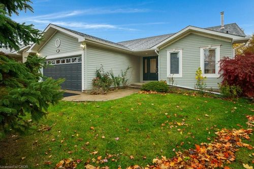 142 Gracehill Cres, Freelton, ON, L8B1A5 | Card Image