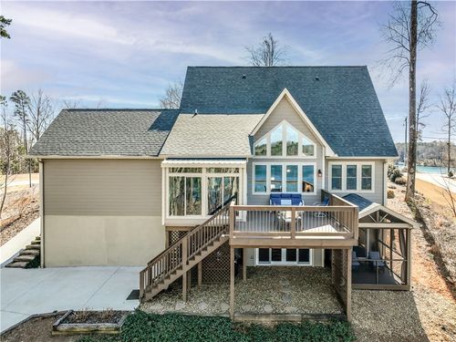 803 Barefoot Cove Dr, West Union, SC, 29696-3629 | Card Image