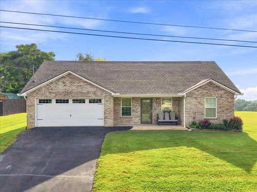 611 Privet Dr, Dandridge, TN, 37725-6193 | Card Image