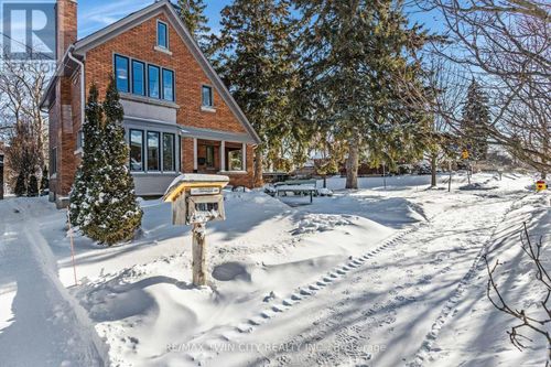 86 Earl Street, Kitchener, ON, N2M2V9 | Card Image