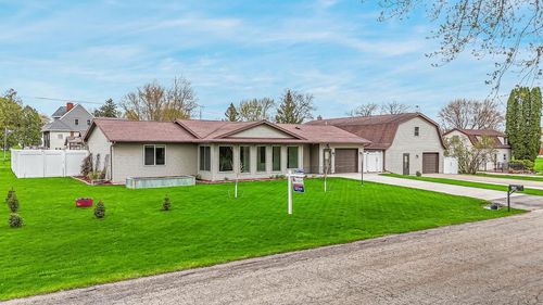 170 Jefferson Street, Winneconne, WI, 54986 | Card Image
