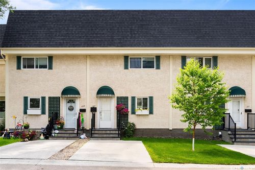 107 Killarney Way, Regina, SK, S4S6X8 | Card Image