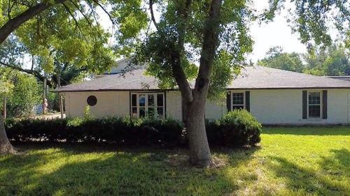 3015 Ohio St, Fresno, TX, 77545-9495 | Card Image