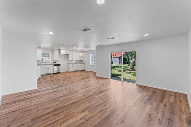 2751 Piper Rd, House other with 3 bedrooms, 2 bathrooms and 2 parking in Pearland TX | Image 36