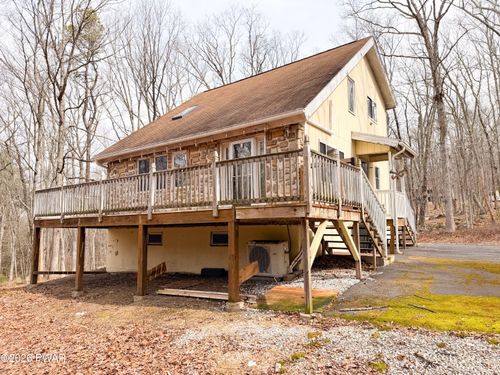 811 Hickory Ct, Lords Valley, PA, 18428 | Card Image