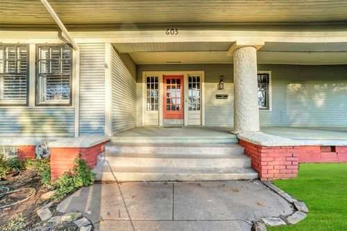603 N College St, Cordell, OK, 73632-3432 | Card Image