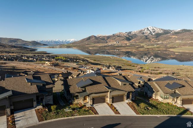 442 E Overlook Loop, Townhouse with 4 bedrooms, 5 bathrooms and 2 parking in Hideout UT | Image 64