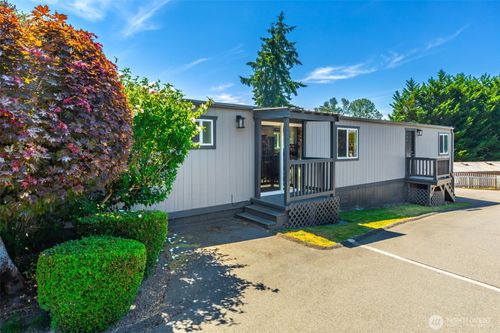 20-314 Avenue J, Snohomish, WA, 98290-2649 | Card Image