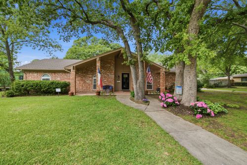 629 Cimarron Trl, Southlake, TX, 76092-5607 | Card Image