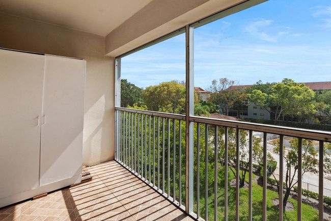 APT-412 - 1351 Sw 125 Th Ave, Condo with 2 bedrooms, 2 bathrooms and null parking in Pembroke Pines FL | Image 21