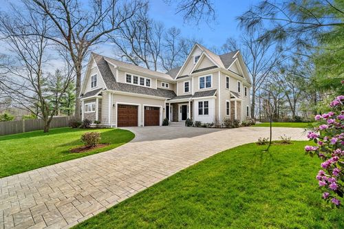 18 Robinson Rd, Lexington, MA, 02420-1322 | Card Image