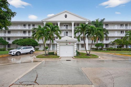 405-2441 Village Blvd, West Palm Beach, FL, 33409-7380 | Card Image