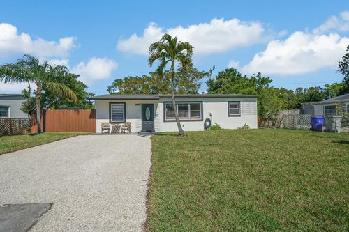 1250 Ne 32nd St, Pompano Beach, FL, 33064-6333 | Card Image