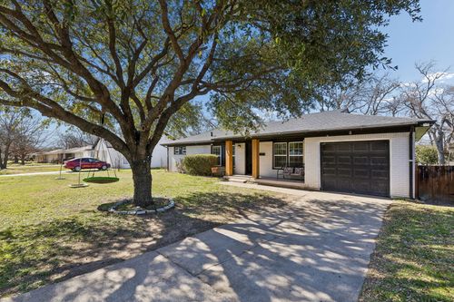 2141 Ridgeview St, Fort Worth, TX, 76119-3114 | Card Image