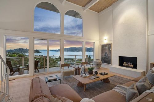 7 Francisco Vista Ct, Tiburon, CA, 94920-1405 | Card Image