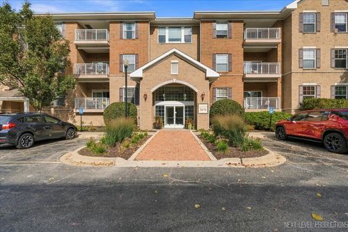 111-2676 Stone Cir, Geneva, IL, 60134-1059 | Card Image