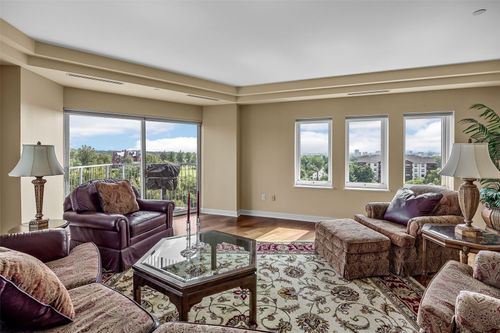 502-111 Cottage Grove Ave Se, Cedar Rapids, IA, 52403-1752 | Card Image