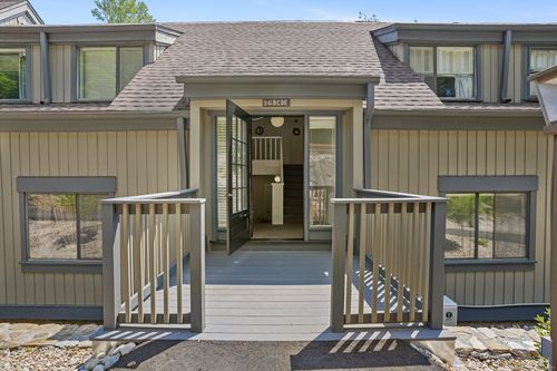 c-241 Heritage Vlg, Southbury, CT, 06488 | Card Image