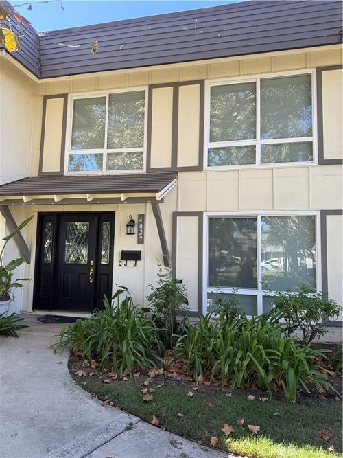 4069 Via Ingresso, Cypress, CA, 90630 | Card Image