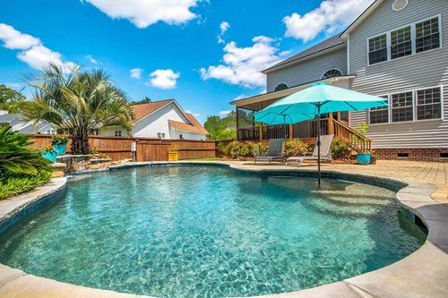 5556 Indigo Fields Blvd, North Charleston, SC, 29418-2626 | Card Image
