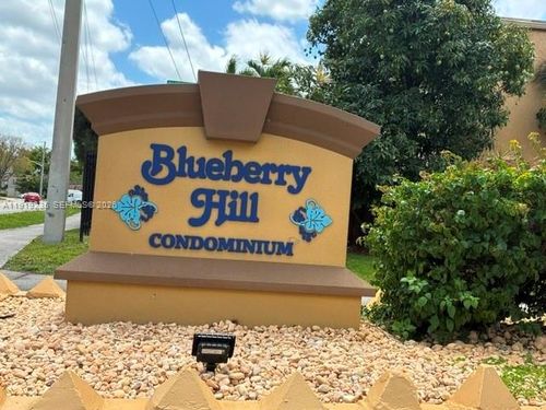 80-5831 Blueberry Ct, Lauderhill, FL, 33313-3080 | Card Image
