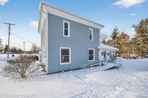 121 Livingston Street, Howell, MI, 48843 | Card Image