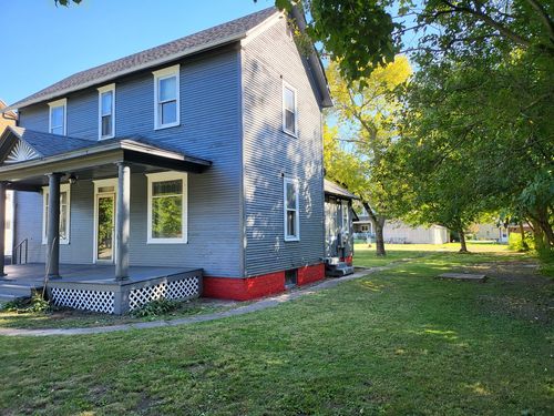 105 E 6th St, Hammond, IL, 61929-7258 | Card Image