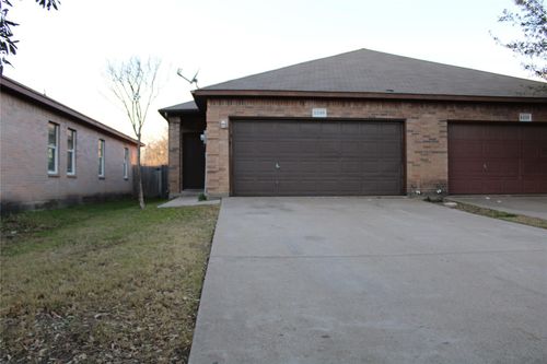 1249 Redman Ave, Mesquite, TX, 75149-2038 | Card Image