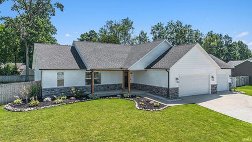 30330 Pine Bluff Dr, Elkhart, IN, 46517-8858 | Card Image