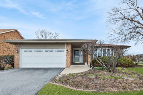17900 Poplar Ln, Country Club Hills, IL, 60478-2931 | Card Image