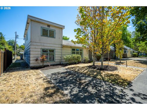 2161 Hilyard St, Eugene, OR, 97405-2949 | Card Image