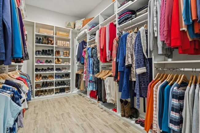 Her spacious closet | Image 23