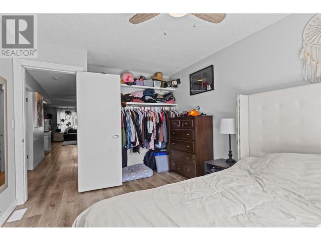 2431 Bering Rd, Home with 2 bedrooms, 1 bathrooms and 5 parking in West Kelowna BC | Image 16