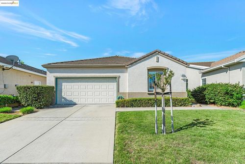 2040 Kent Dr, Brentwood, CA, 94513-6449 | Card Image