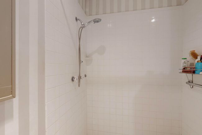 609 Valencia St, House other with 3 bedrooms, 2 bathrooms and null parking in Dallas TX | Image 22