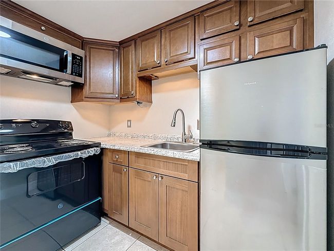 Kitchen | Image 9