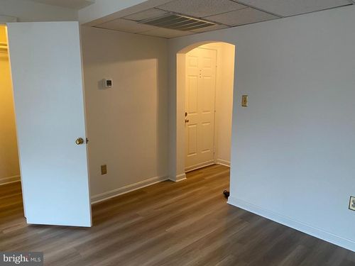 1816 Queens Lane, ARLINGTON, VA, 22201 | Card Image