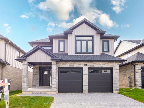 7-7966 Fallon Dr, Granton, ON, N0M1V0 | Card Image