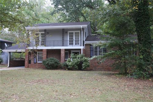 3093 Thrasher Cir, Decatur, GA, 30032-5864 | Card Image