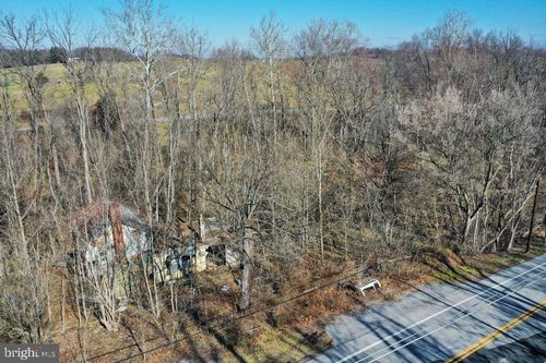 15332 New Windsor Rd, NEW WINDSOR, MD, 21776-7818 | Card Image