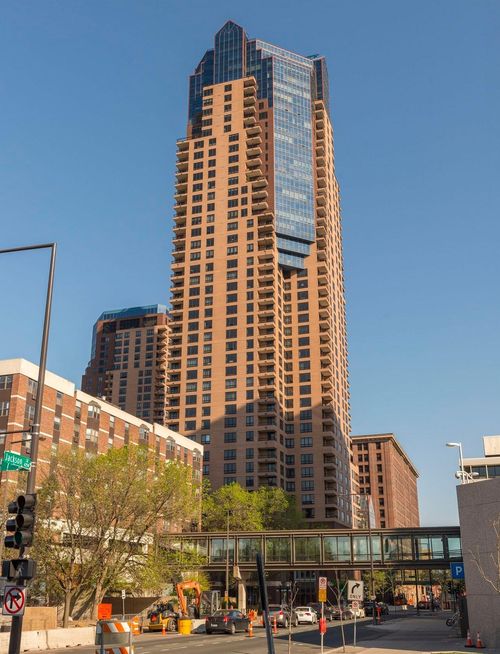 unit-2702-168 6th St E, Saint Paul, MN, 55101-1947 | Card Image