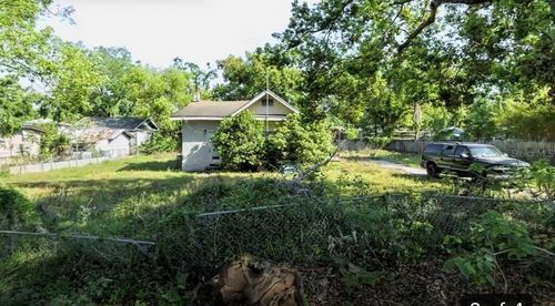 1004 E Chelsea Street, Tampa, FL, 33603 | Card Image