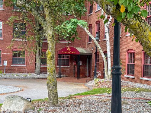 apt-3p-335 Cypress St, Manchester, NH, 03103-3606 | Card Image