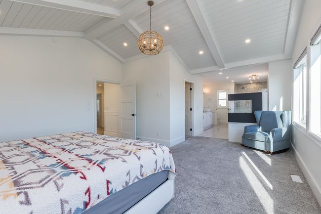 33990 Parr Ave, House other with 6 bedrooms, 4 bathrooms and null parking in Mission BC | Image 19