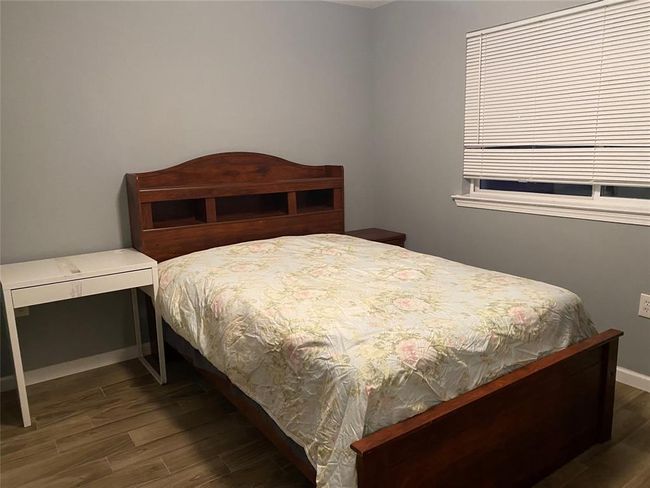 120 Shanklin Road Room A-3 | Image 27