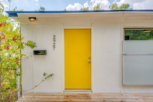 2927 Higgins St, Austin, TX, 78722-1408 | Card Image