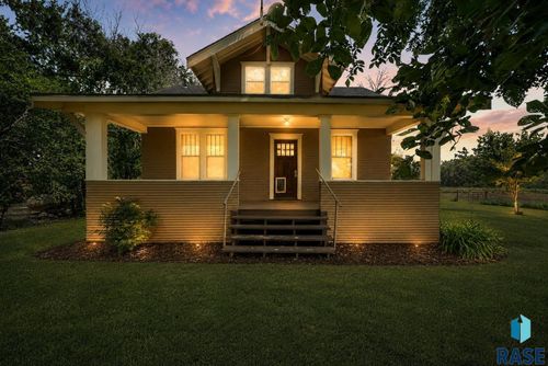 28286 Bartlett Ave, Canton, SD, 57013-5850 | Card Image