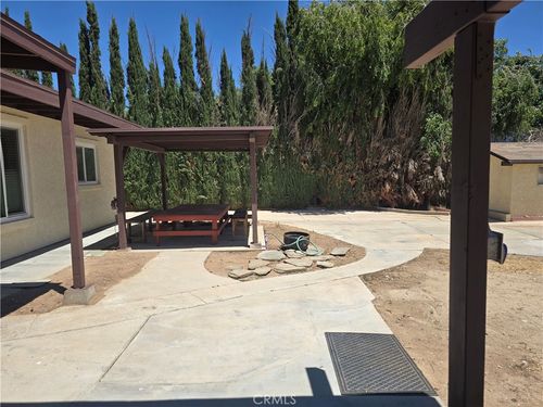 2-7215 Lyons, Hesperia, CA, 92345 | Card Image