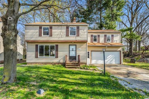 4693 Liberty Rd, South Euclid, OH, 44121-3870 | Card Image