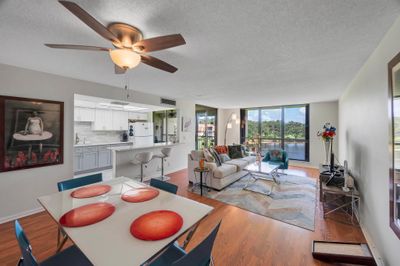 318 - 5380 Woodland Lakes Drive, Condo with 2 bedrooms, 2 bathrooms and null parking in Palm Beach Gardens FL | Image 1